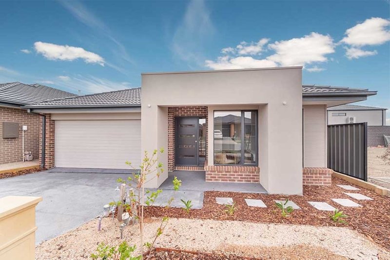 9 Cardigan Street, Craigieburn VIC 3064