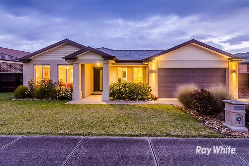 9 Caribbean Pine Court, Lyndhurst VIC 3975