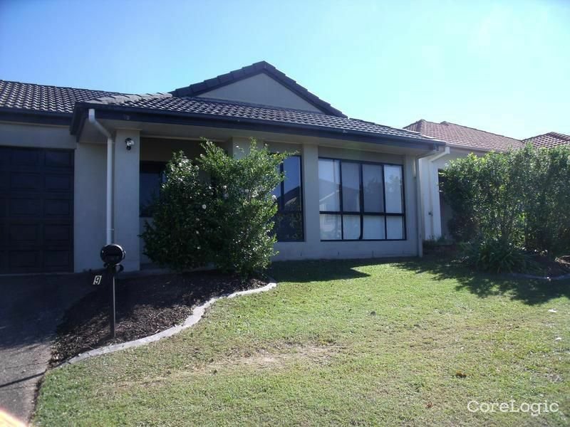 Photo - 9 Carina Peak Drive, Varsity Lakes QLD 4227 - Image 3