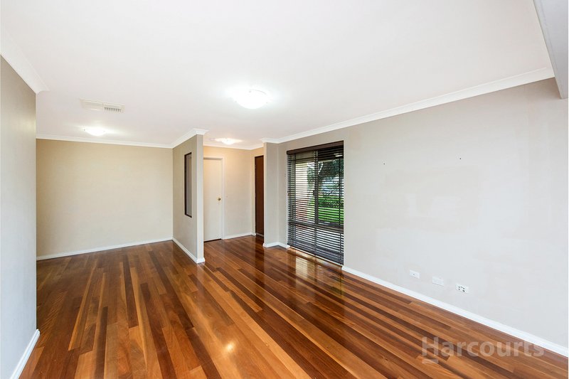 Photo - 9 Carisbrooke Loop, Hocking WA 6065 - Image 3