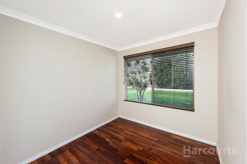 Photo - 9 Carisbrooke Loop, Hocking WA 6065 - Image 19