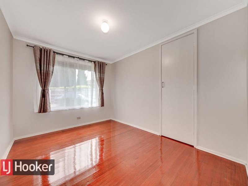 Photo - 9 Carlyon Crt , Springvale VIC 3171 - Image 5