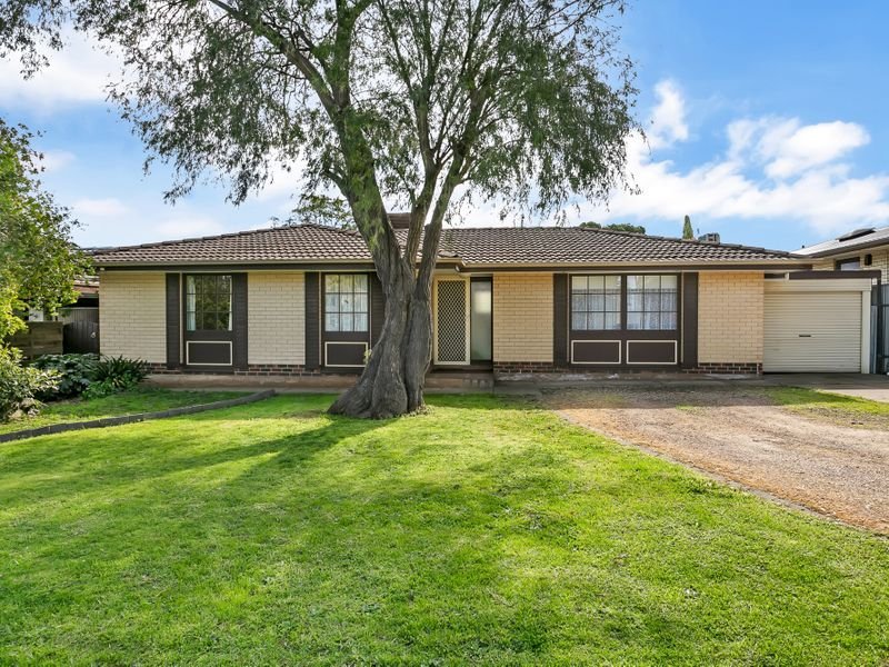 9 Carmela Avenue, Morphett Vale SA 5162