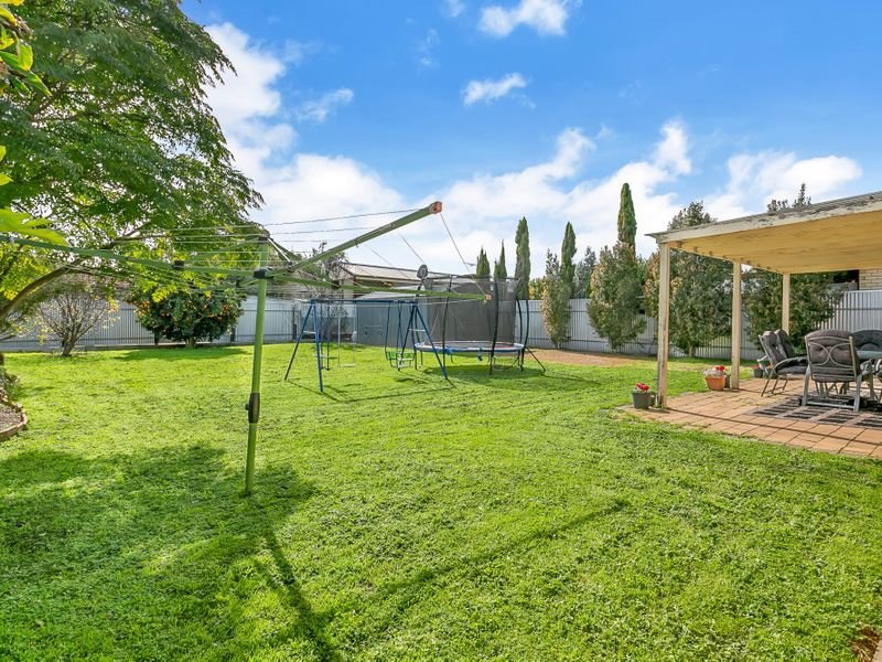 Photo - 9 Carmela Avenue, Morphett Vale SA 5162 - Image 14