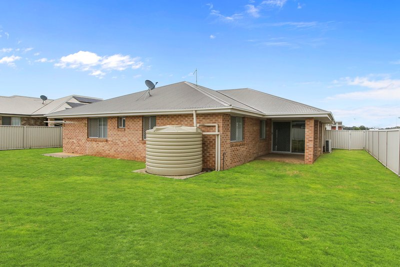 Photo - 9 Carnegie Place, Tamworth NSW 2340 - Image 6