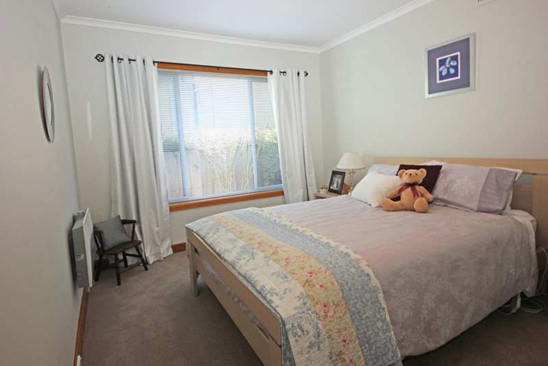 Photo - 9 Casuarina Crescent, Berriedale TAS 7011 - Image 8