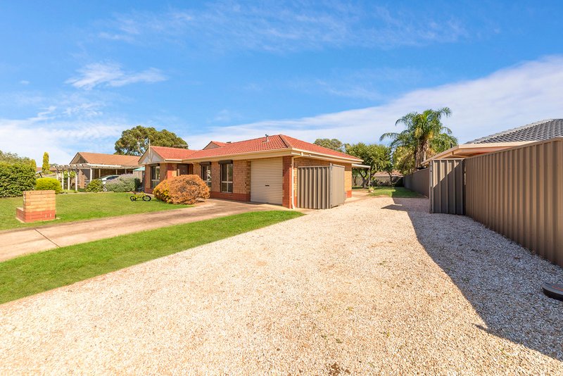 Photo - 9 Causby Crescent, Willaston SA 5118 - Image 3