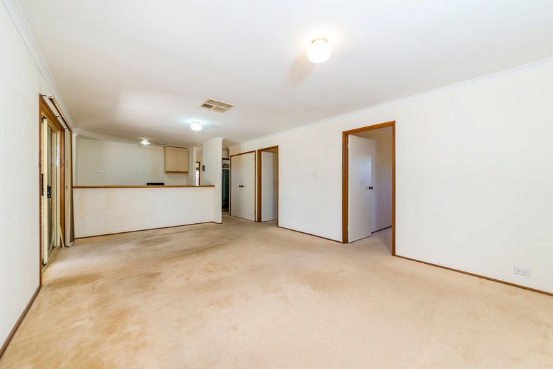 Photo - 9 Causby Crescent, Willaston SA 5118 - Image 10