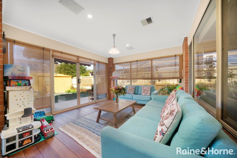 Photo - 9 Cepora Road, Tarneit VIC 3029 - Image 16