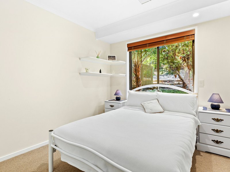 Photo - 9 Chainmail Crescent, Castle Hill NSW 2154 - Image 12