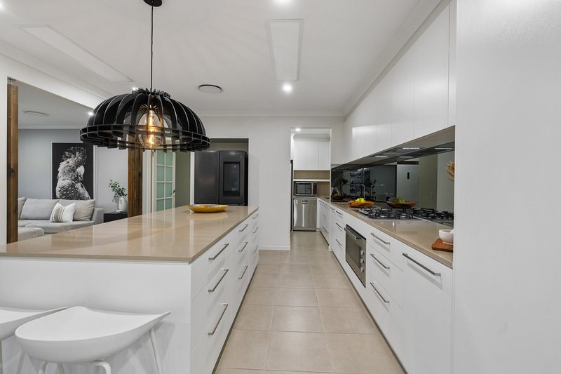 Photo - 9 Challenger Way, Coomera Waters QLD 4209 - Image 7