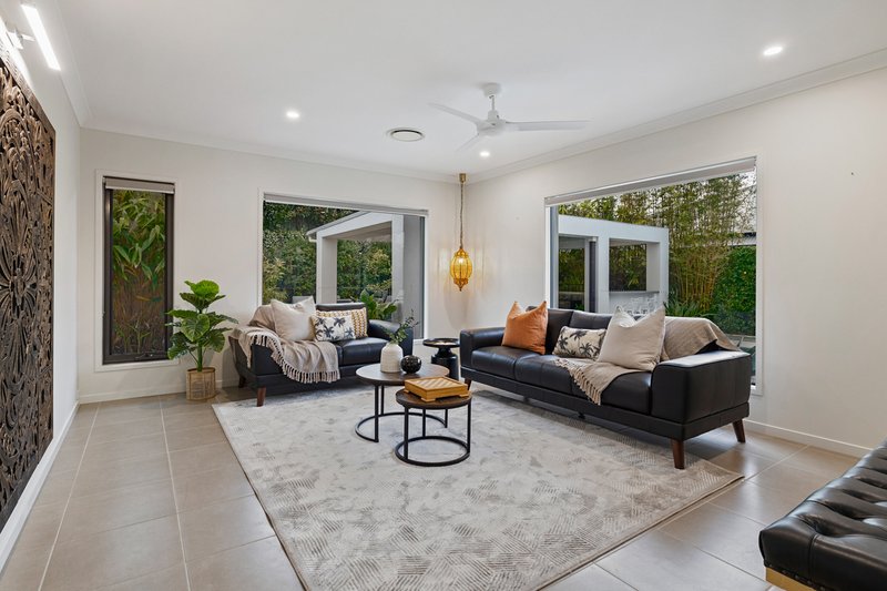 Photo - 9 Challenger Way, Coomera Waters QLD 4209 - Image 10