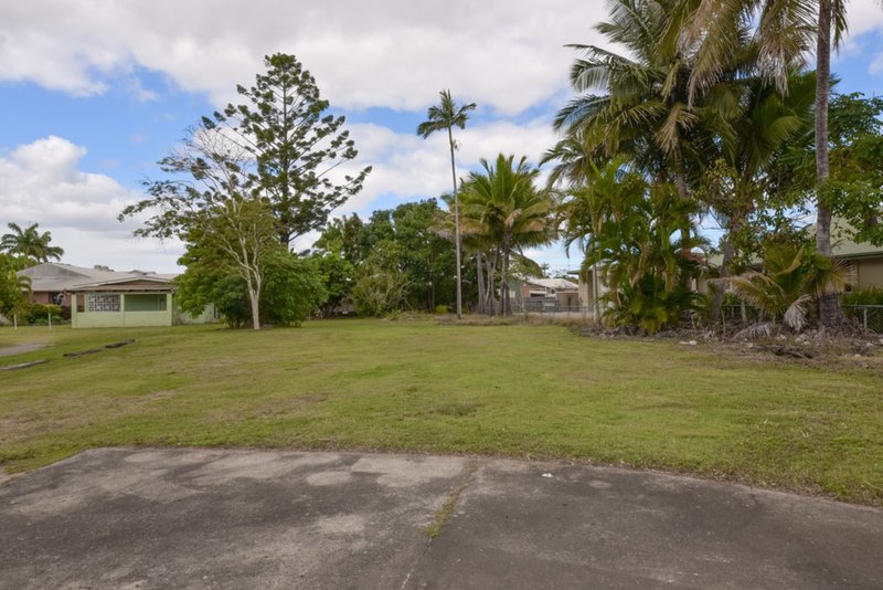 Photo - 9 Chapman Street, Proserpine QLD 4800 - Image 18