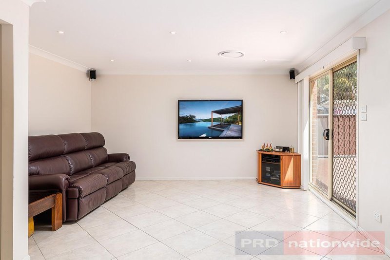 Photo - 9 Chauvel Avenue, Milperra NSW 2214 - Image 5