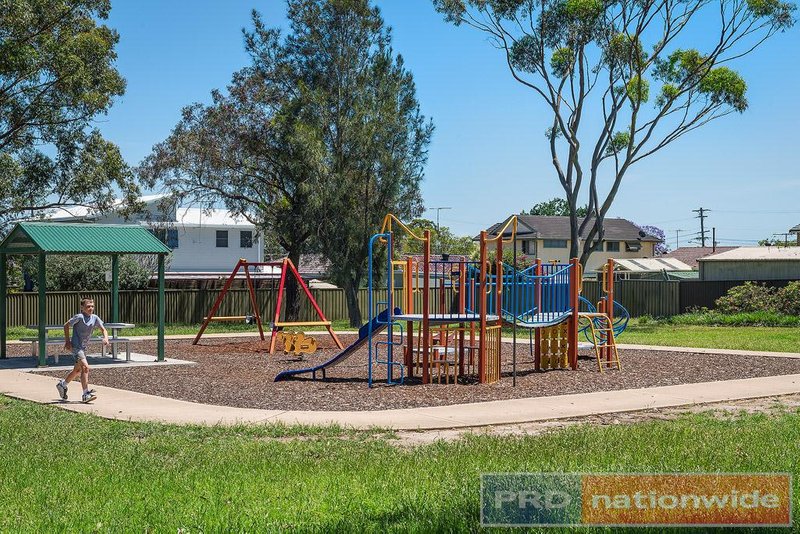 Photo - 9 Chauvel Avenue, Milperra NSW 2214 - Image 10