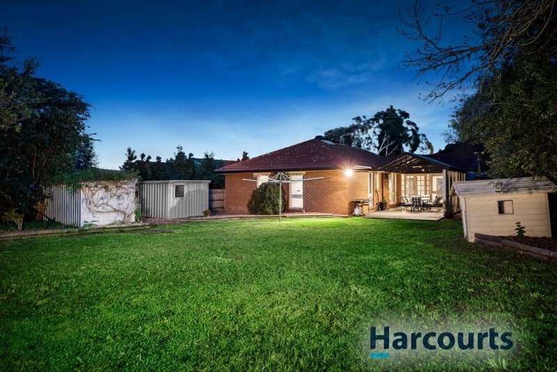 Photo - 9 Chequers Close, Wantirna VIC 3152 - Image 13