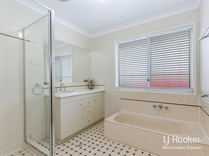 Photo - 9 Cherington Way, Murrumba Downs QLD 4503 - Image 13