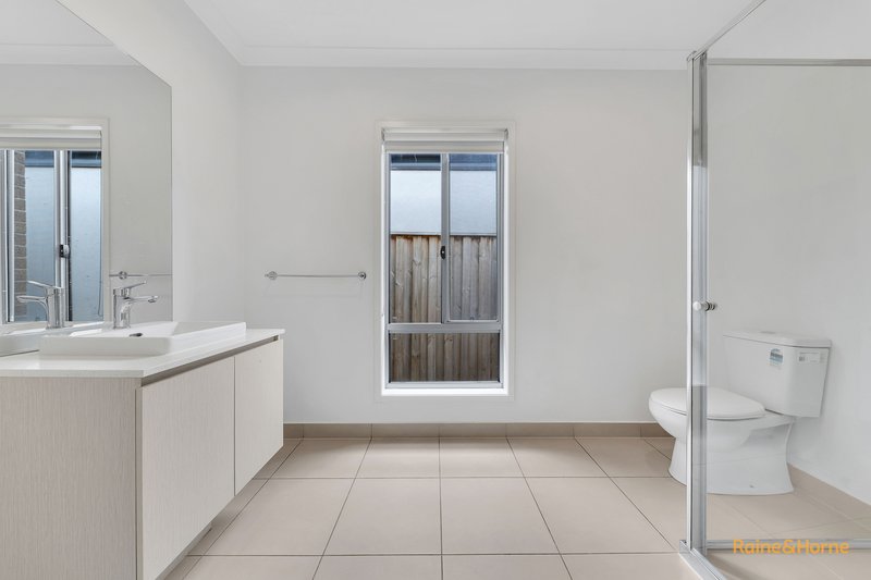 Photo - 9 Cherish Drive, Tarneit VIC 3029 - Image 4
