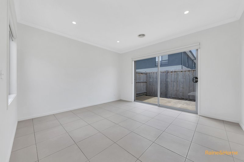 Photo - 9 Cherish Drive, Tarneit VIC 3029 - Image 10