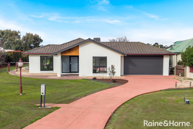 Photo - 9 Cheriton Drive, Riddells Creek VIC 3431 - Image 2