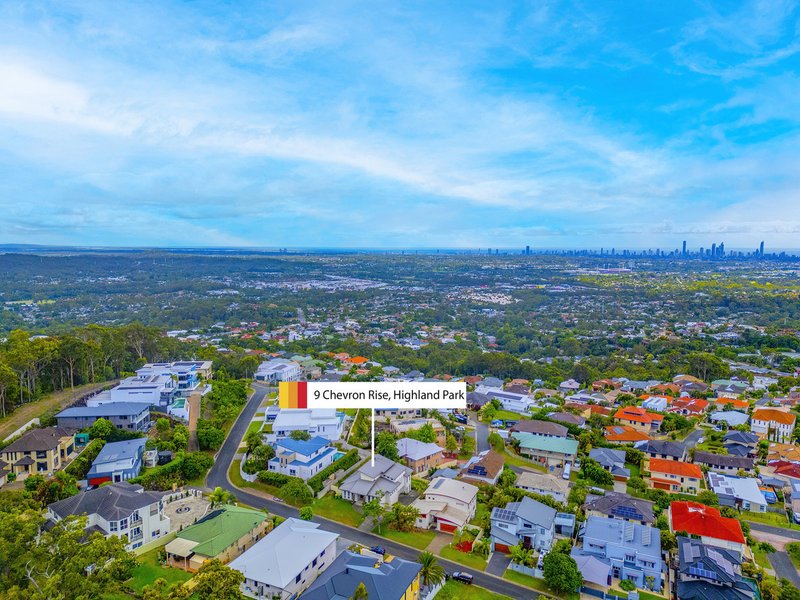 Photo - 9 Chevron Rise, Highland Park QLD 4211 - Image 14