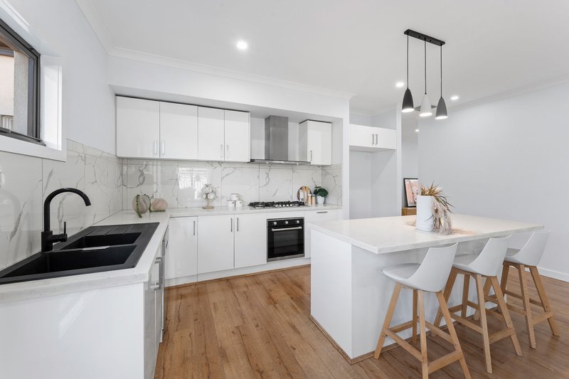 Photo - 9 Chiltern Way, Wollert VIC 3750 - Image 4