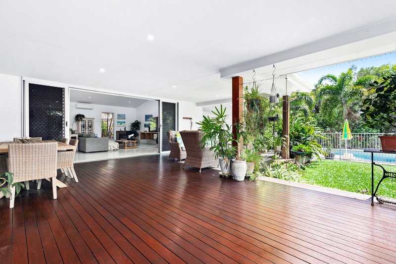 Photo - 9 Chiquita Court, Dundowran Beach QLD 4655 - Image 5