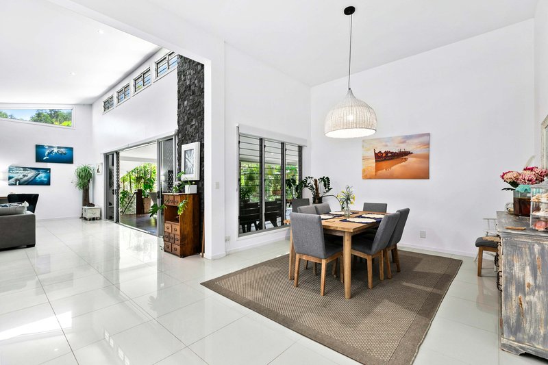 Photo - 9 Chiquita Court, Dundowran Beach QLD 4655 - Image 8