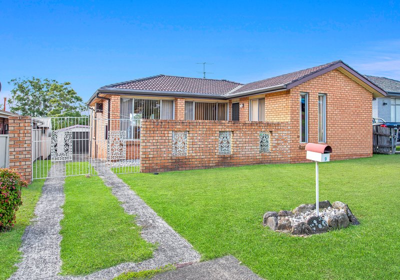 9 Church Street, Albion Park NSW 2527