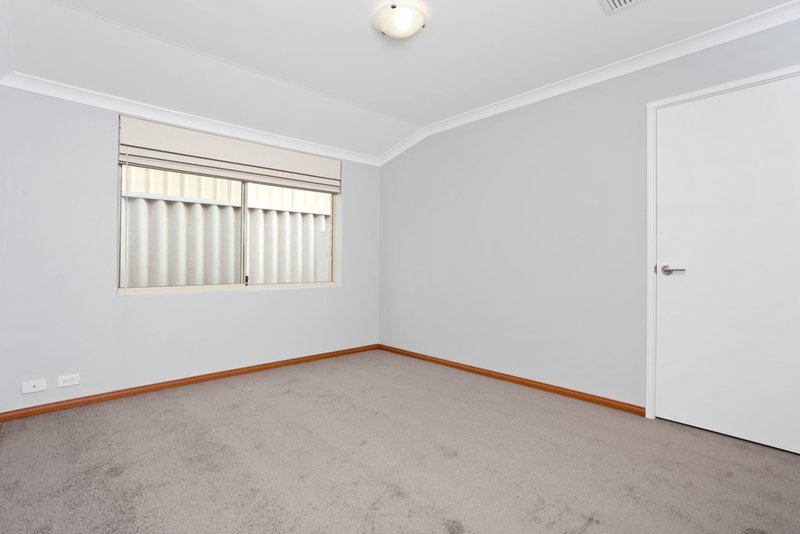 Photo - 9 Cincotta Loop, Beeliar WA 6164 - Image 13