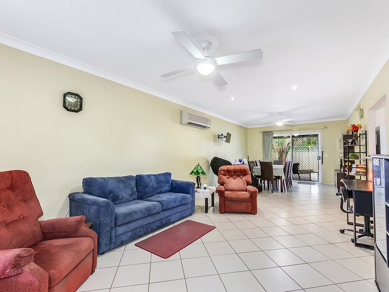 Photo - 9 Circa Crescent, Albany Creek QLD 4035 - Image 2