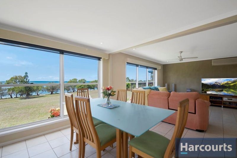 Photo - 9 Clark Terrace, Sandstone Point QLD 4511 - Image 5