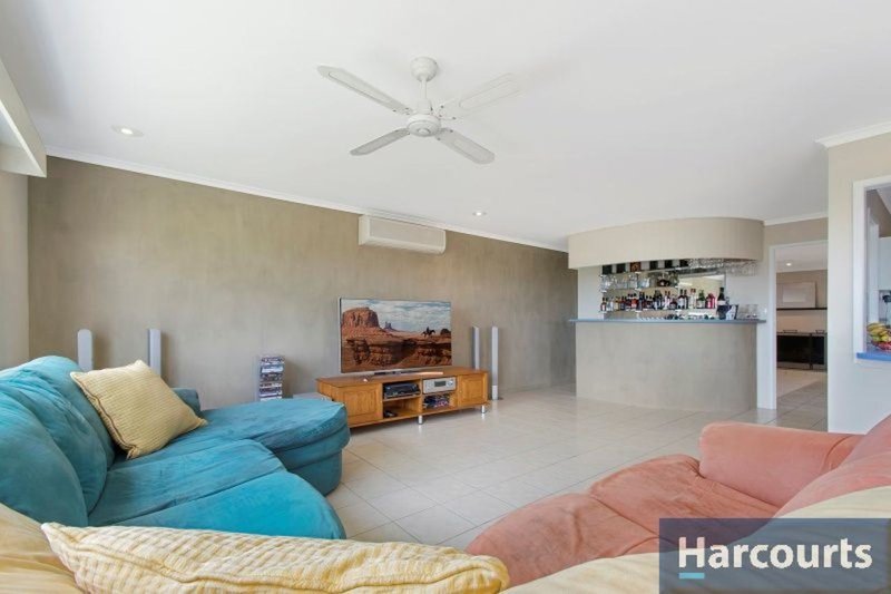 Photo - 9 Clark Terrace, Sandstone Point QLD 4511 - Image 9