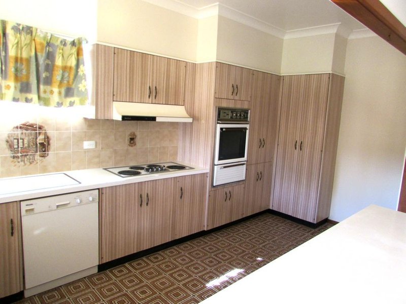 Photo - 9 Clevedon Road, Hurstville NSW 2220 - Image 10