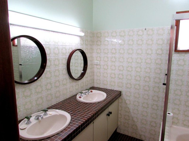 Photo - 9 Clevedon Road, Hurstville NSW 2220 - Image 11