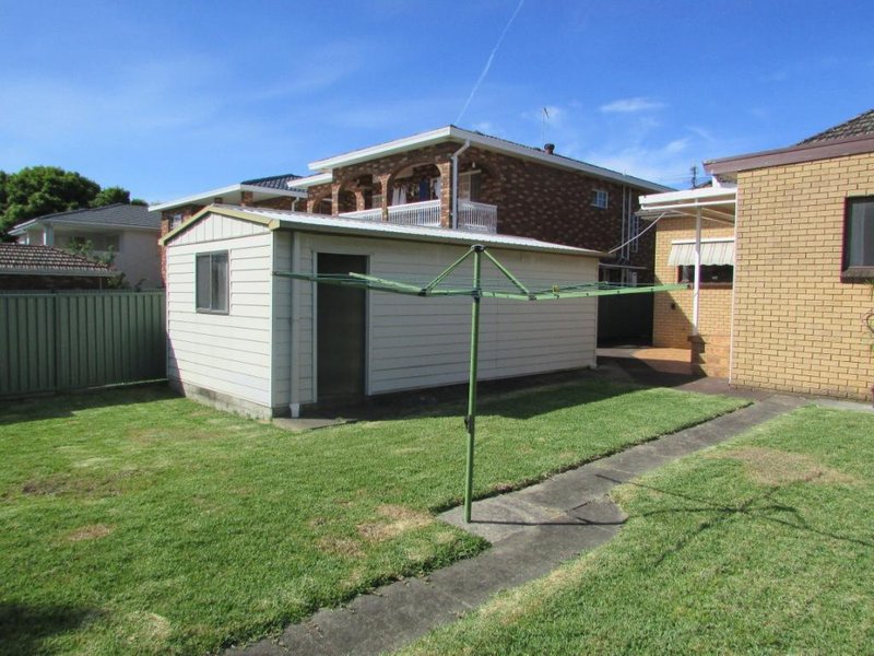 Photo - 9 Clevedon Road, Hurstville NSW 2220 - Image 16