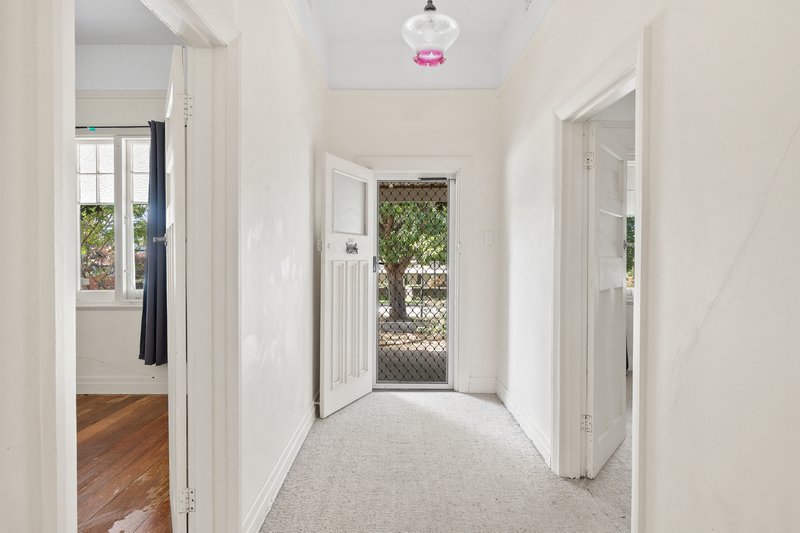 Photo - 9 Clifton Street, Nedlands WA 6009 - Image 6