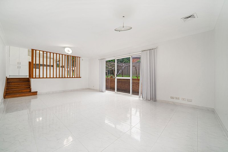 Photo - 9 Clunies Place, Bonnyrigg Heights NSW 2177 - Image 2