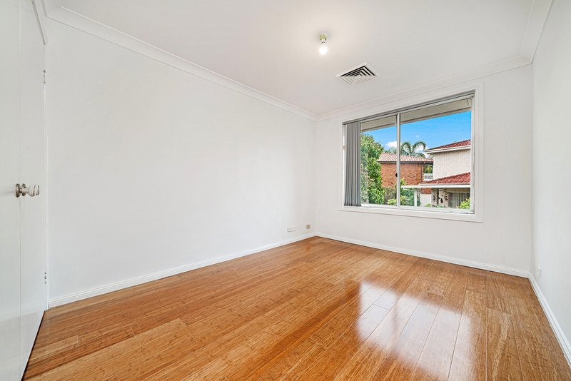 Photo - 9 Clunies Place, Bonnyrigg Heights NSW 2177 - Image 7