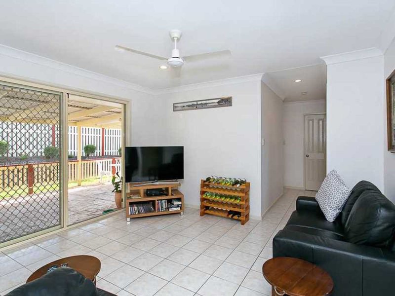 Photo - 9 Cobb Court, Mudgeeraba QLD 4213 - Image 12