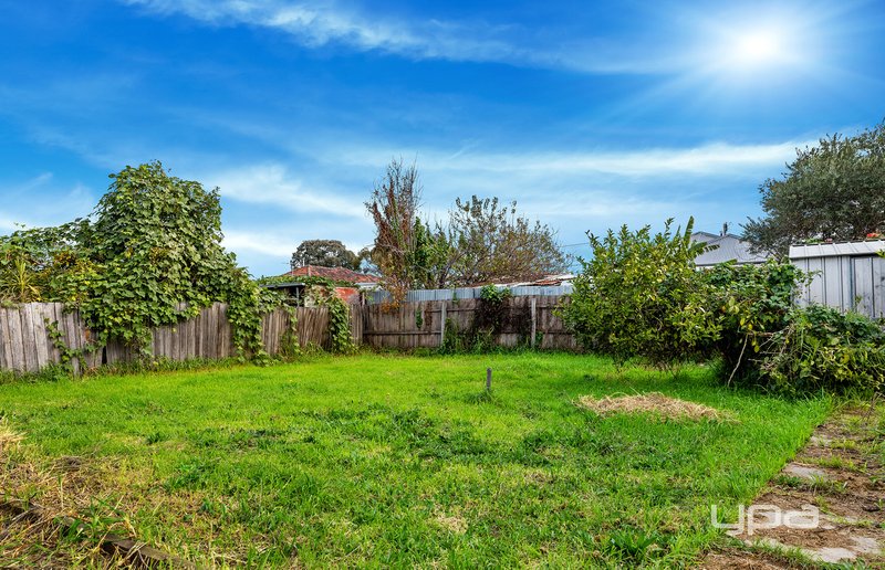 Photo - 9 Cobham Street, St Albans VIC 3021 - Image 8