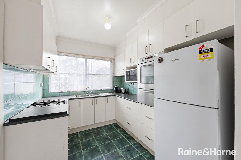 Photo - 9 Cohuna Street, Broadmeadows VIC 3047 - Image 4