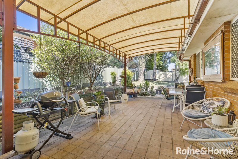 Photo - 9 Collaroy Close, Chittaway Bay NSW 2261 - Image 4