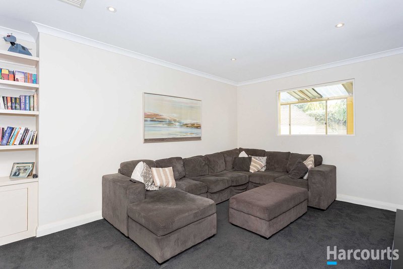 Photo - 9 Comstock Way, Woodvale WA 6026 - Image 11