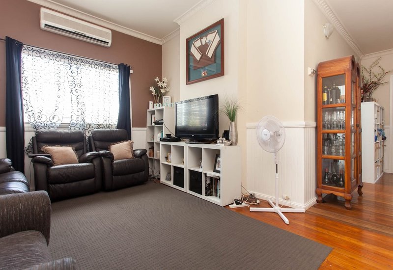 Photo - 9 Condon Avenue, Cessnock NSW 2325 - Image 5