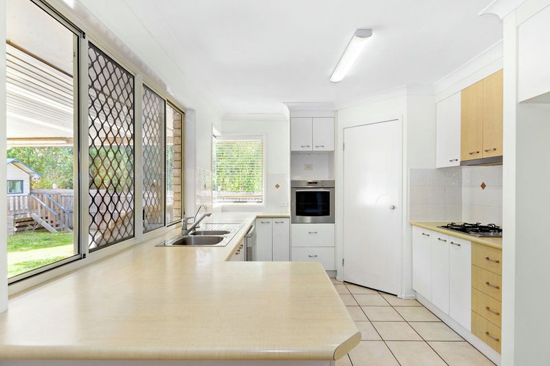 Photo - 9 Conjola Street, North Lakes QLD 4509 - Image 5