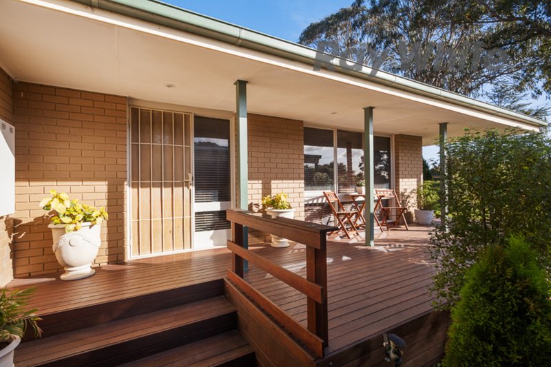 Photo - 9 Conway Court, Somerville VIC 3912 - Image 3