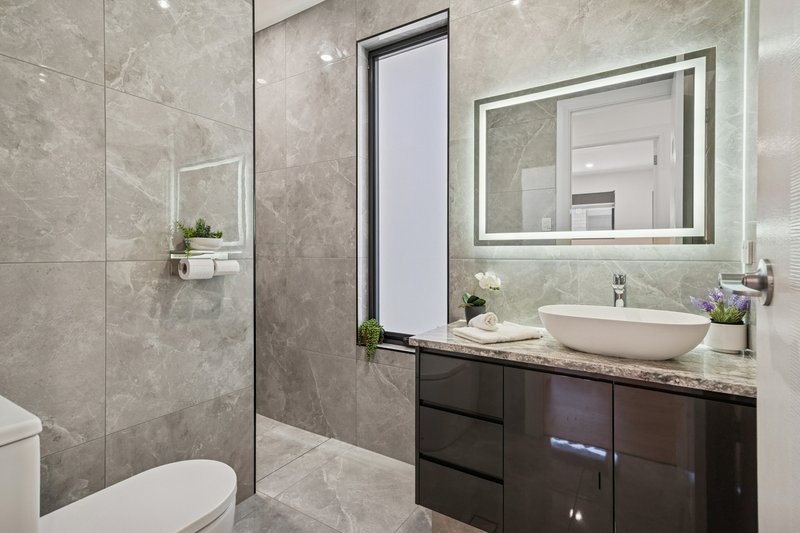 Photo - 9 Cooinda Street, Findon SA 5023 - Image 5