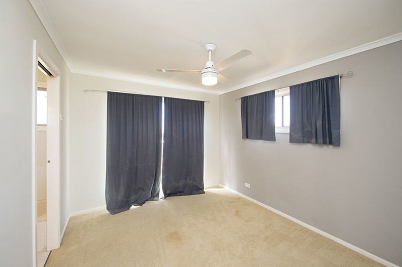 Photo - 9 Cooloola Close, South Gladstone QLD 4680 - Image 9