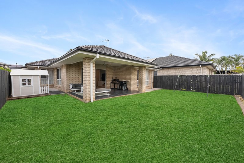 Photo - 9 Cooloola Crescent, North Lakes QLD 4509 - Image 8